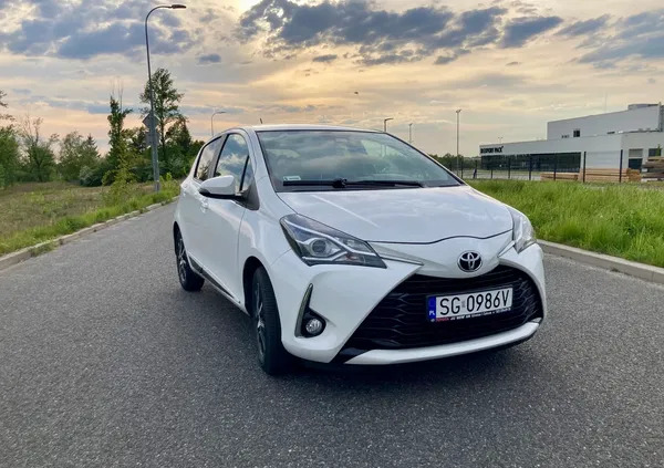 toyota yaris śląskie Toyota Yaris cena 56000 przebieg: 66816, rok produkcji 2018 z Zabrze